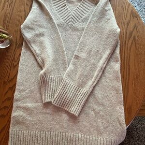 Abercrombie & Fitch Cream V-Neck Dress